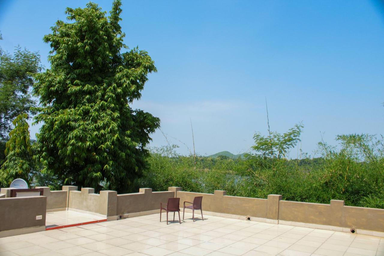Panna Tiger Resort- Riverside Property Rājgarh Kültér fotó